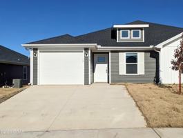 featured image of 717 Short Leaf Ln