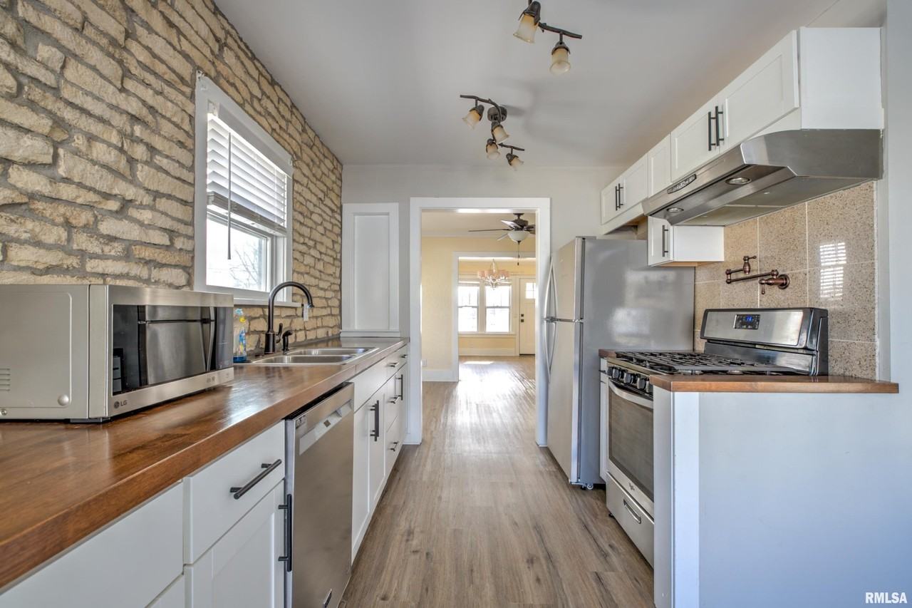 1335 E Seiberling Ave - Photo 5 of 26