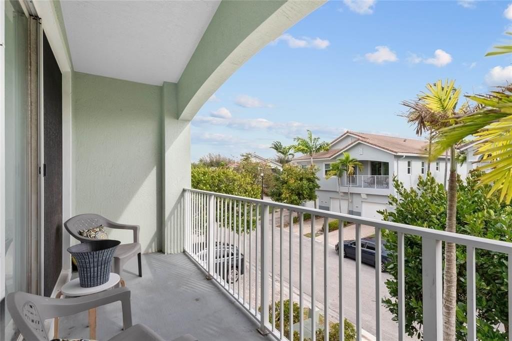 3067 Laurel Ridge Cir - Photo 6 of 27