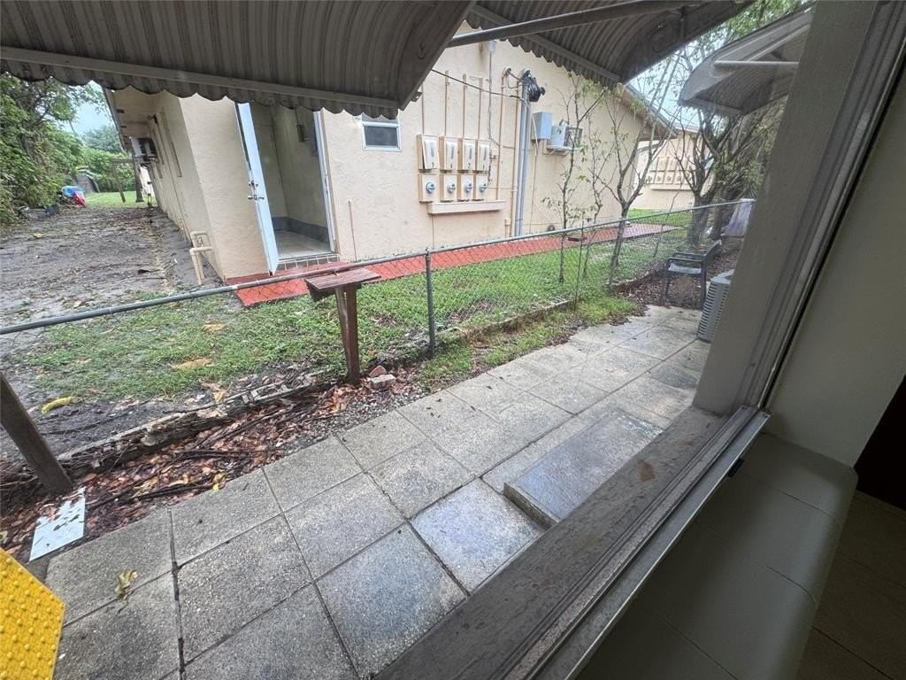 2901 Jackson St #11 - Photo 4 of 20