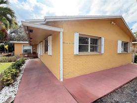 5826 Pierce St - Photo 1 of 1