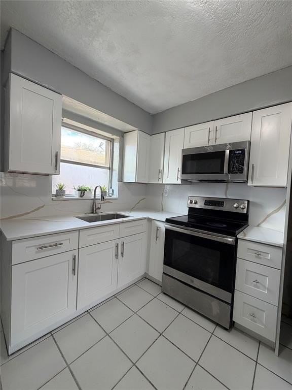 5826 Pierce St - Photo 5 of 10