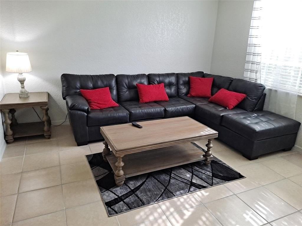 705 Sw 148th Ave #207 - Photo 4 of 18