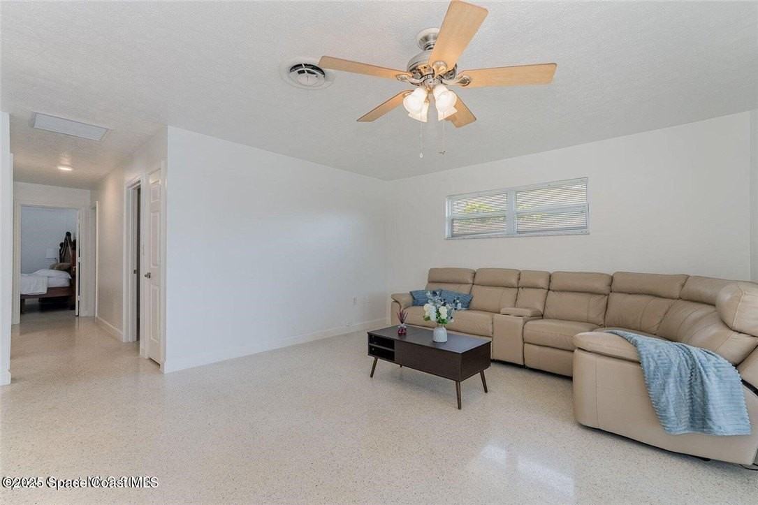 345 Park Ave - Photo 6 of 27