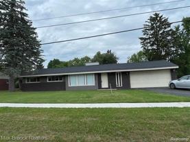 40960 W 10 Mile Rd - Photo 1 of 1