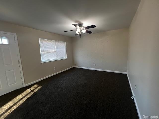 14701 Duncan St - Photo 4 of 12