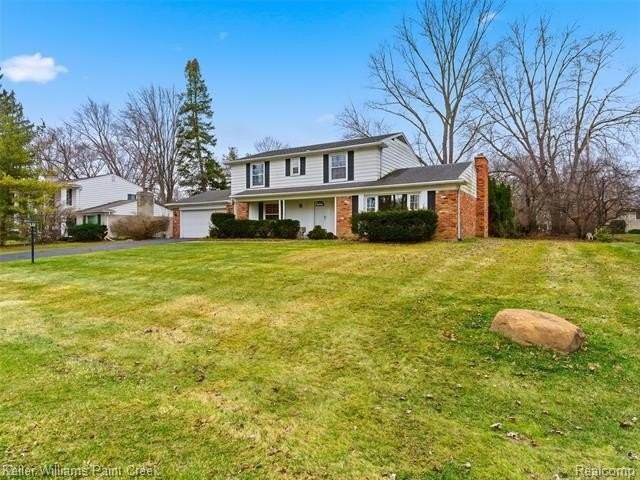 7434 Glengrove Dr - Photo 3 of 38