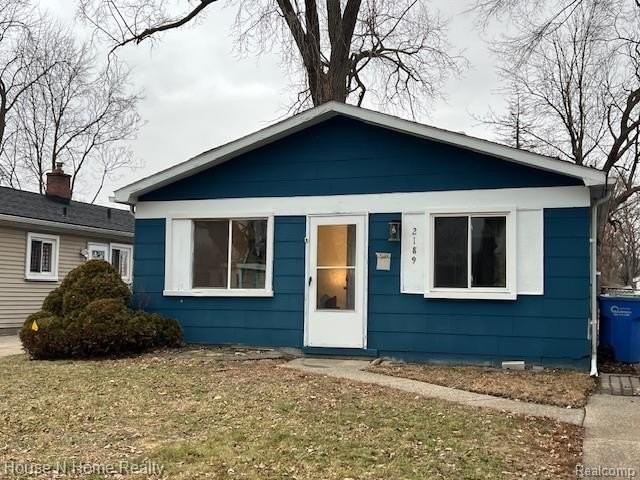 2189 Jarvis Ave - Photo 2 of 14