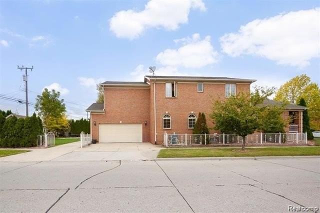 8401 Fenton St - Photo 3 of 18