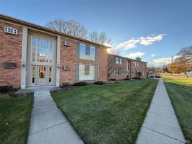 436 Romeo Rd #326 - Photo 1 of 1