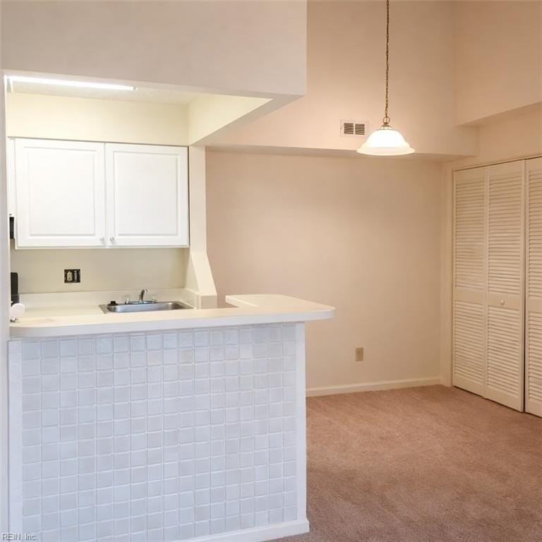 45 Wells Ct - Photo 3 of 9