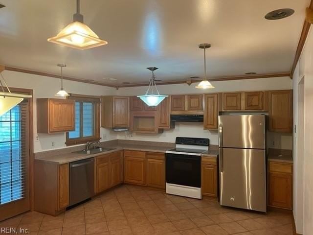 4302 Arundel Ln - Photo 2 of 16