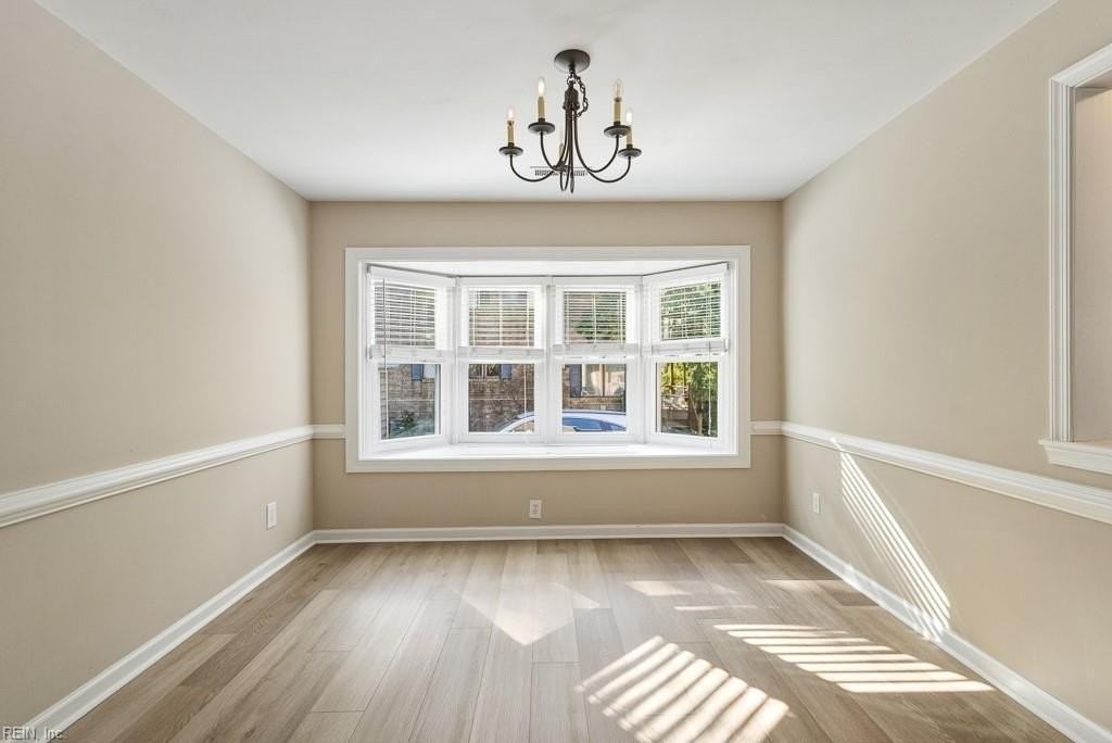 301 Discovery Rd - Photo 7 of 36