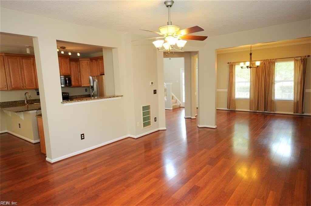 316 Sawmill Arch - Photo 5 of 29