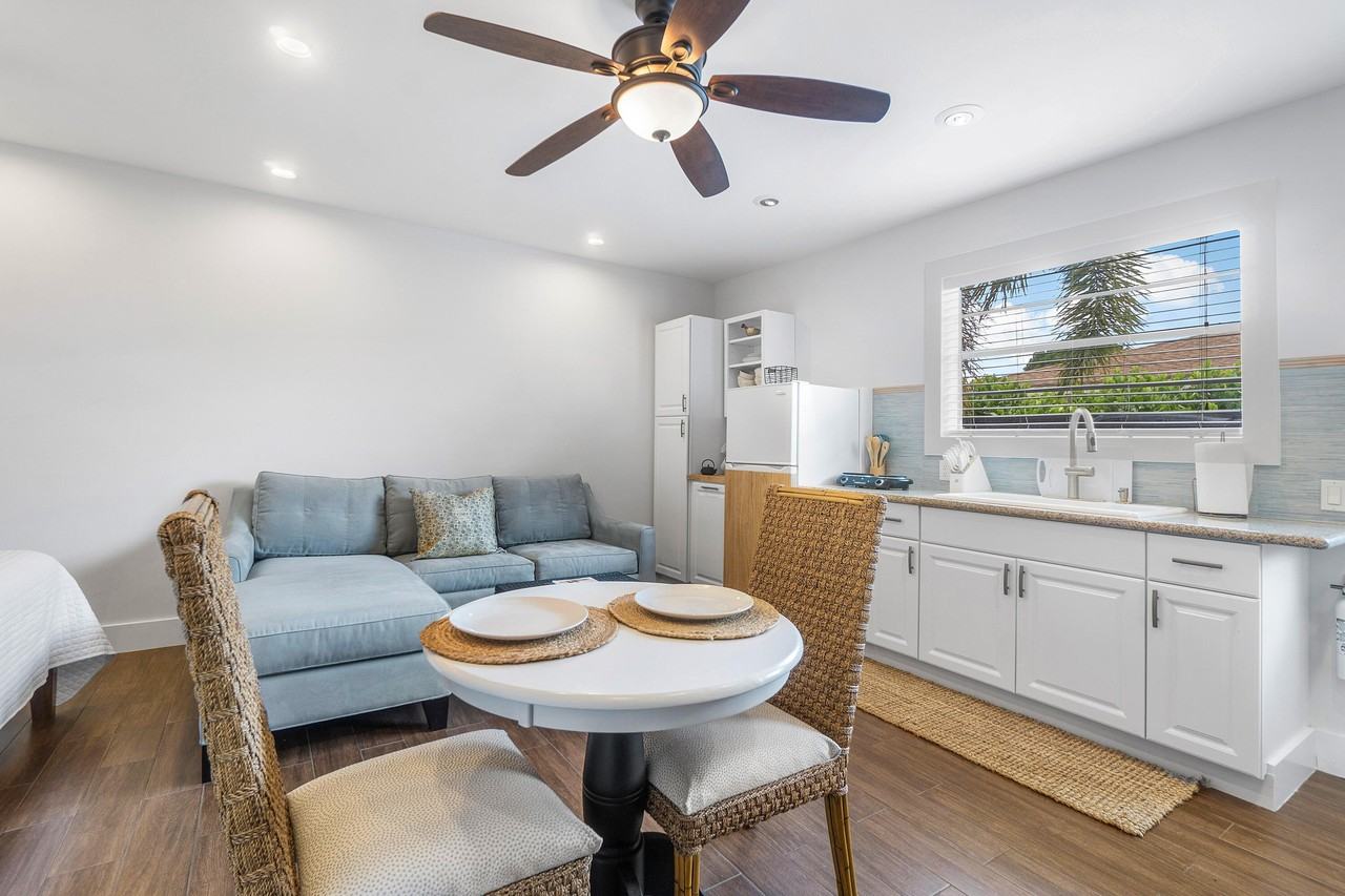 43 W Plumosa Ln #S - Photo 3 of 15