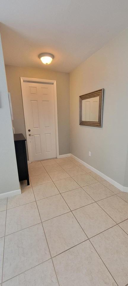 11357 Nw 87th Ln - Photo 6 of 50