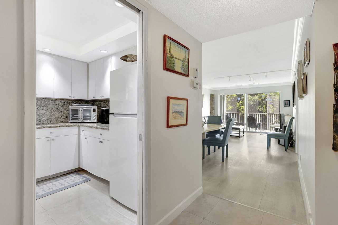 2851 S Palm Aire Dr #407 - Photo 2 of 35