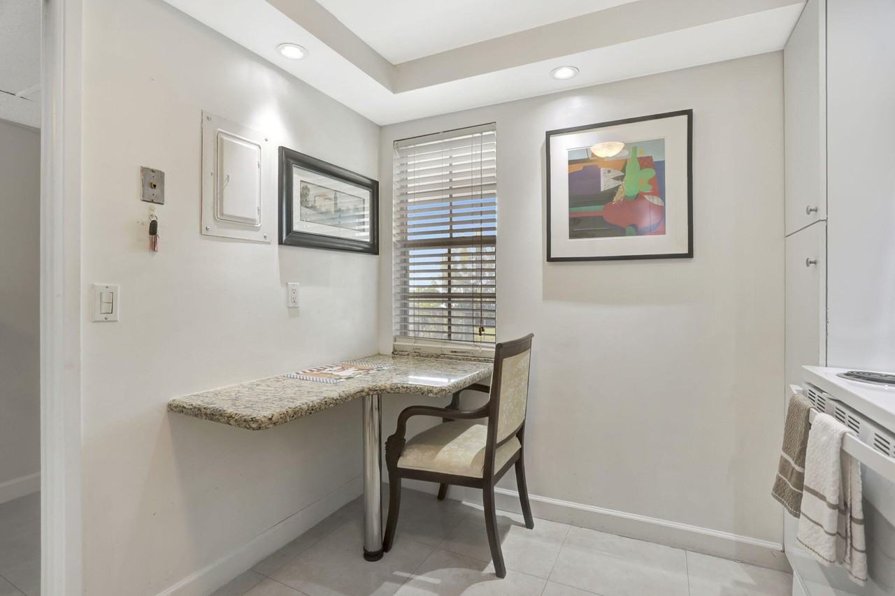 2851 S Palm Aire Dr #407 - Photo 6 of 35