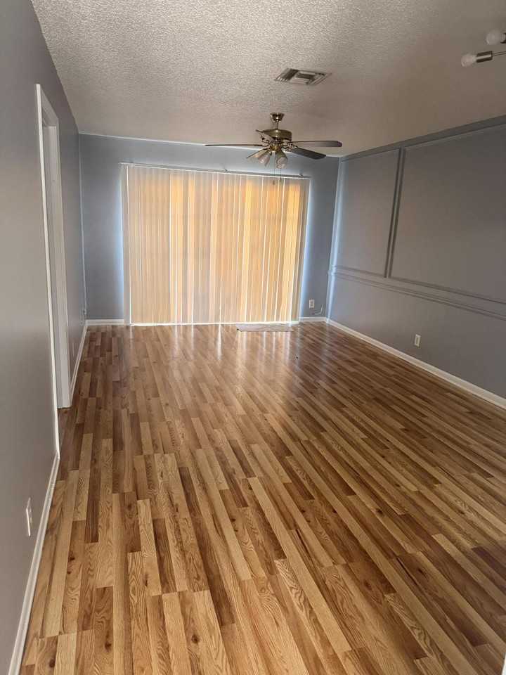 5025 Pine Abbey Dr S - Photo 5 of 18