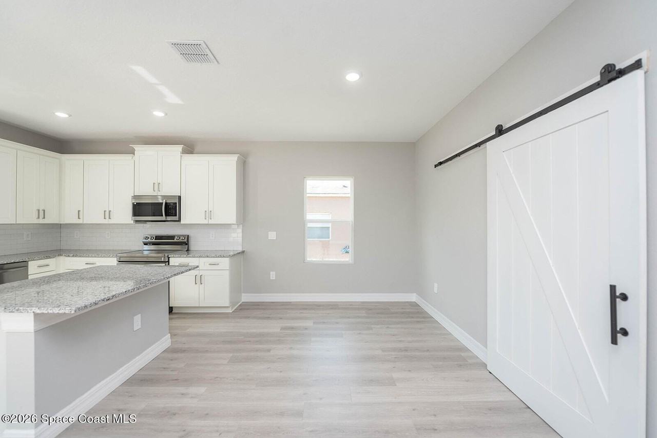 1106 Homer St Nw - Photo 7 of 50