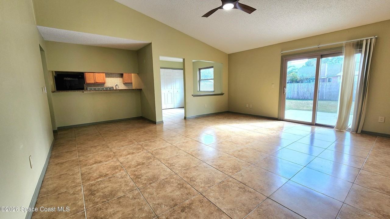 1336 Pace Dr Nw - Photo 3 of 20