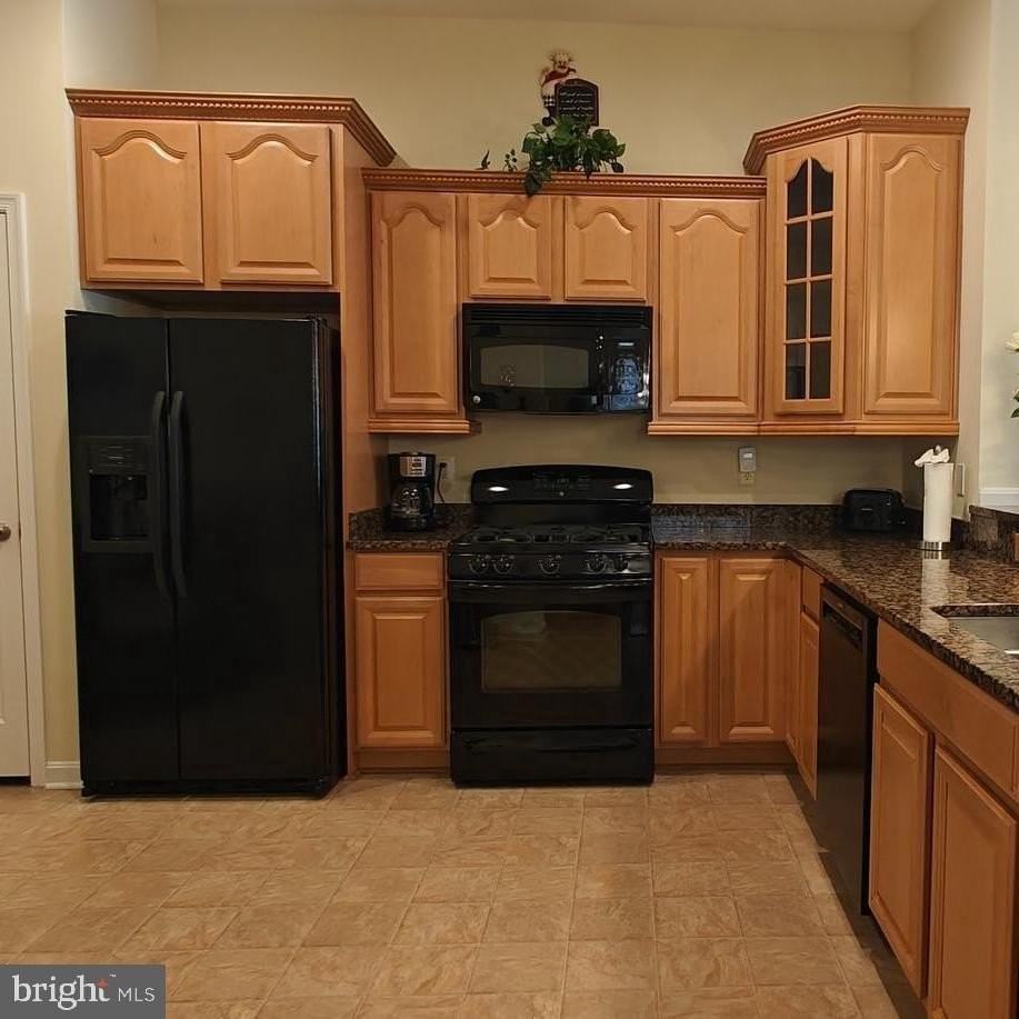 10425 Starlight Pl - Photo 4 of 48