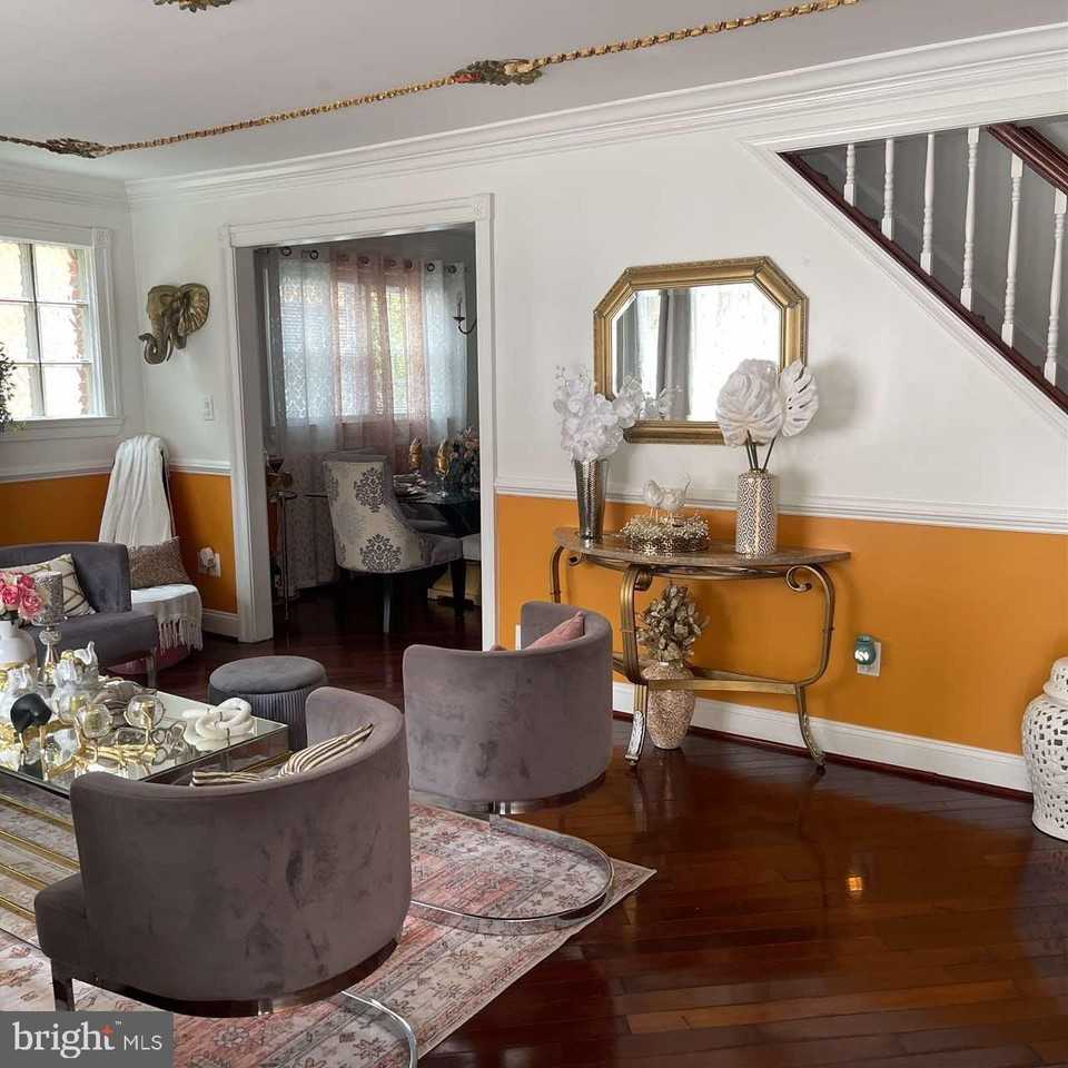 6308 Joslyn Pl Unit A #A - Photo 3 of 12