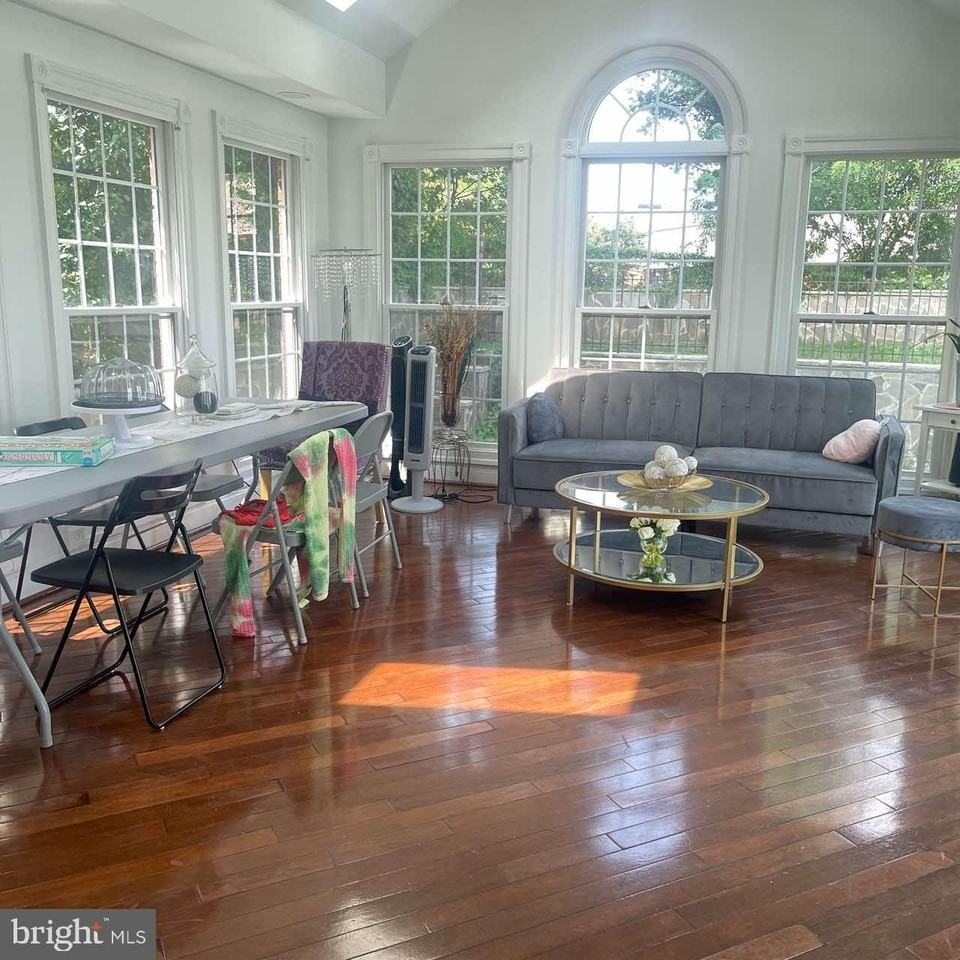 6308 Joslyn Pl Unit A #A - Photo 6 of 12