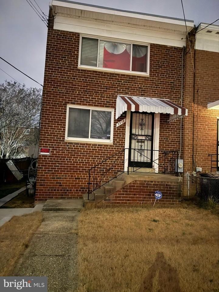 3518 Madison St - Photo 2 of 13