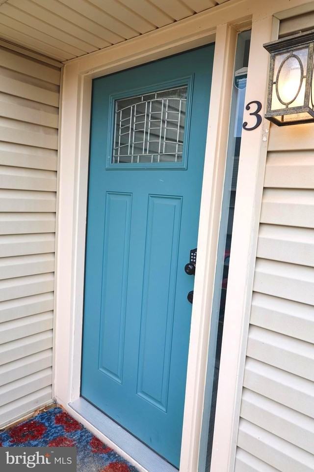 15-B 15-B-2 MARINERS Way - Photo 4 of 50