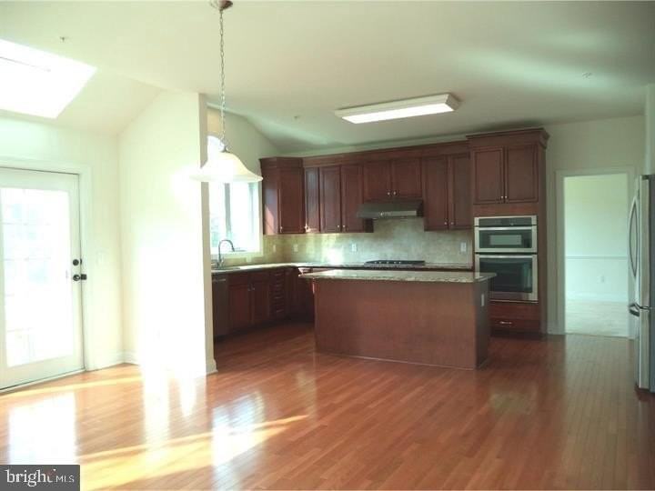 2804 Hoffs Way - Photo 4 of 10