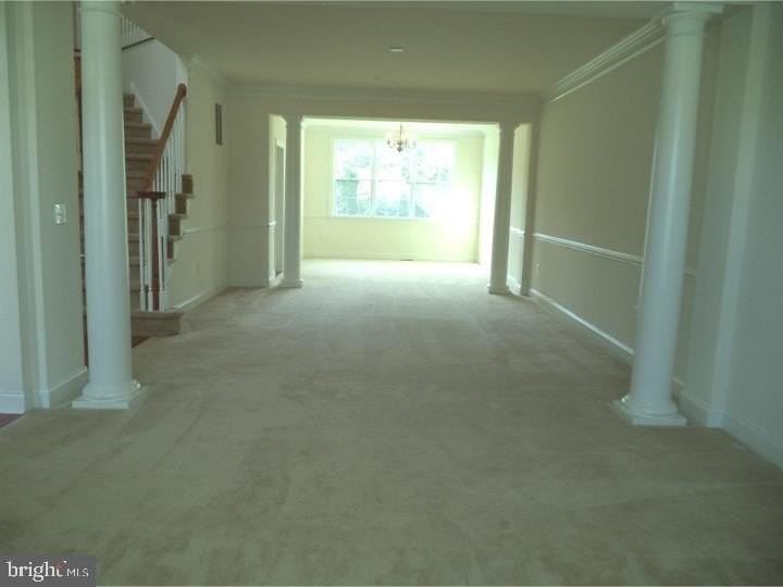 2804 Hoffs Way - Photo 7 of 10