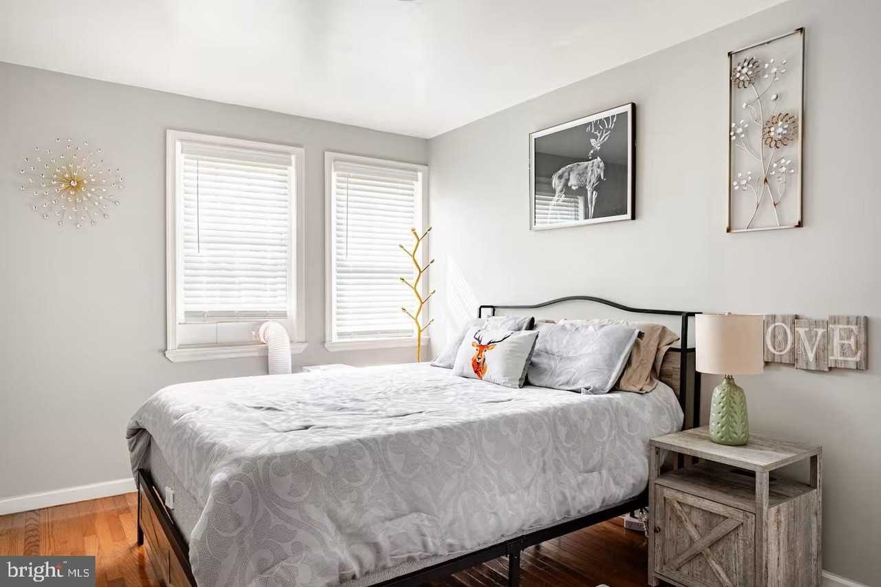 768 Pennsylvania Ave - Photo 5 of 12