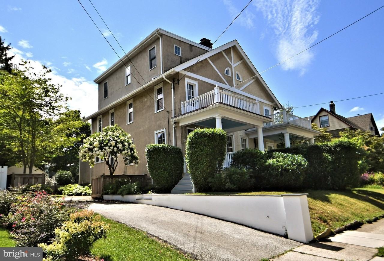 816 E Southampton Ave - Photo 2 of 50