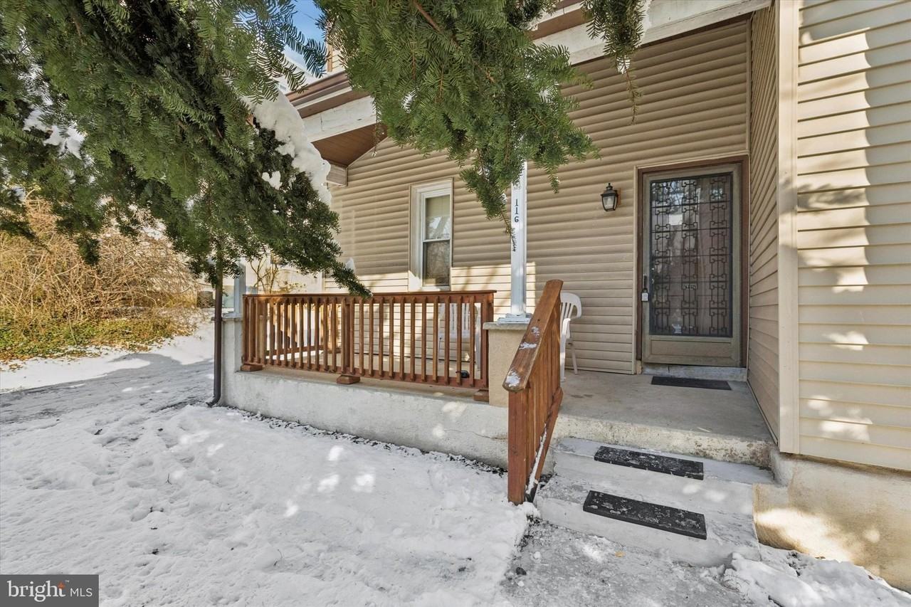 116 E 7th Ave Apt 3 #3 - Photo 2 of 15