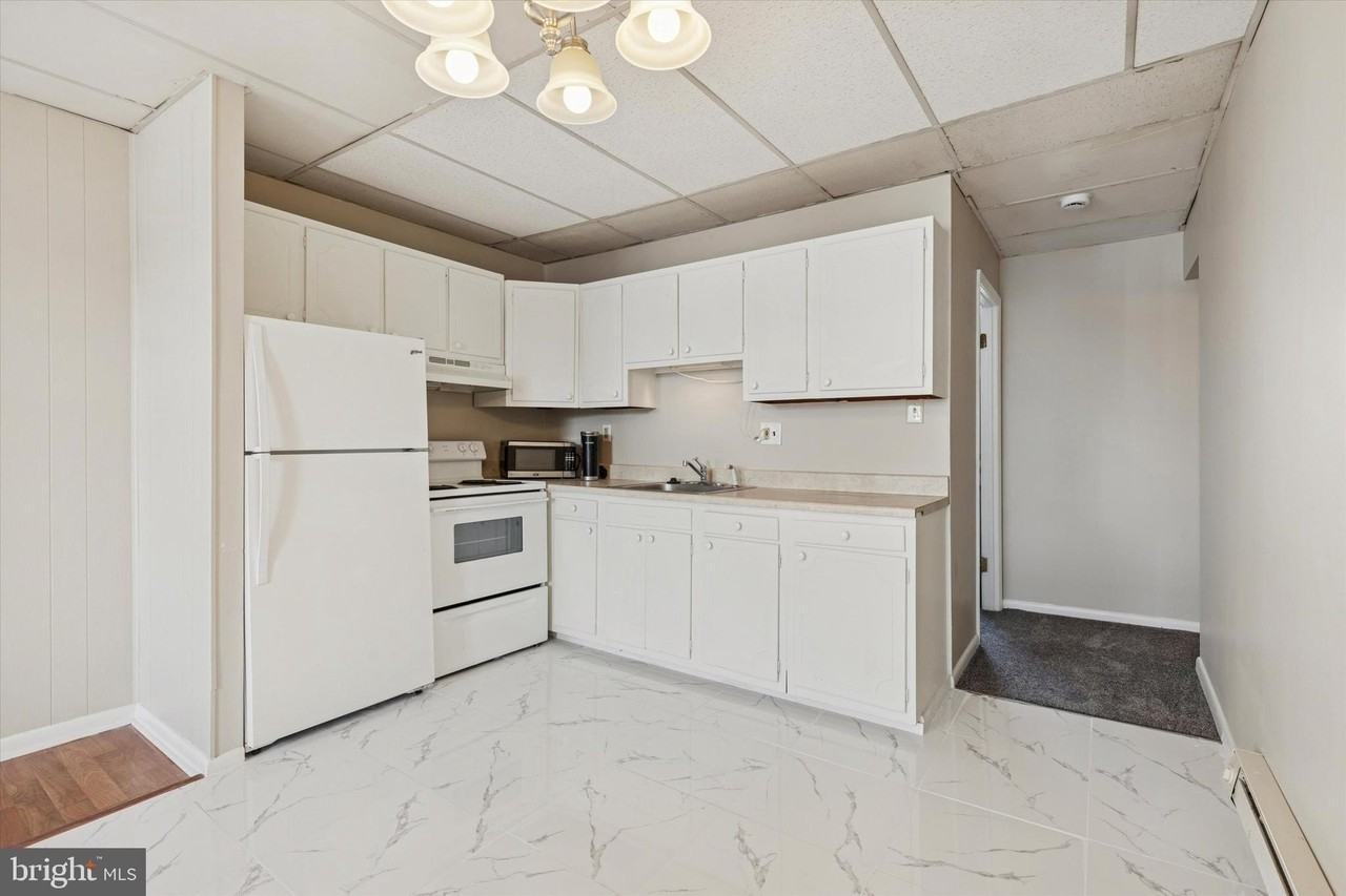 116 E 7th Ave Apt 3 #3 - Photo 6 of 15