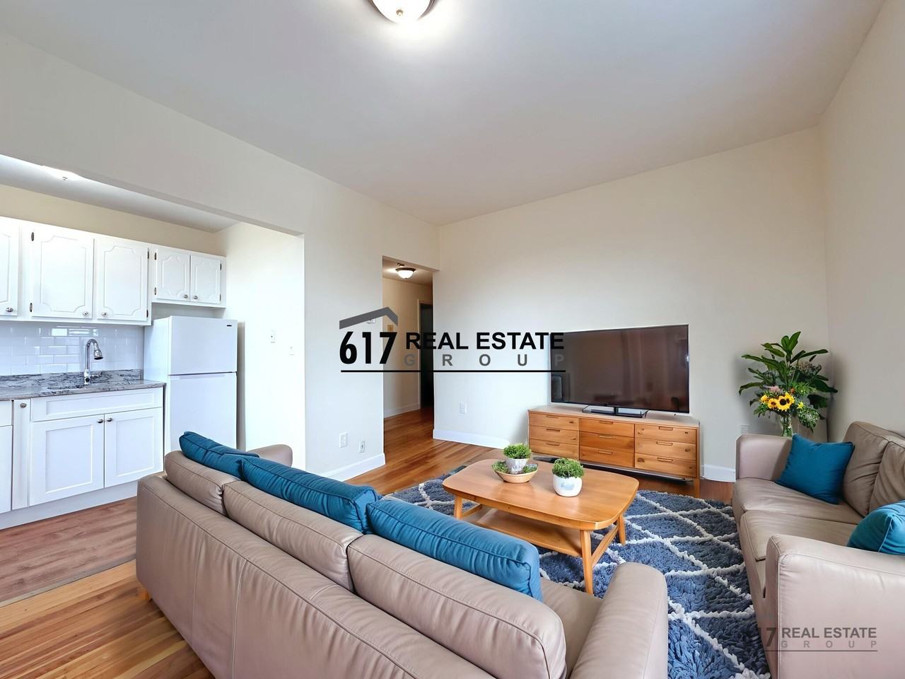 64 Brighton Ave #404 - Photo 2 of 16