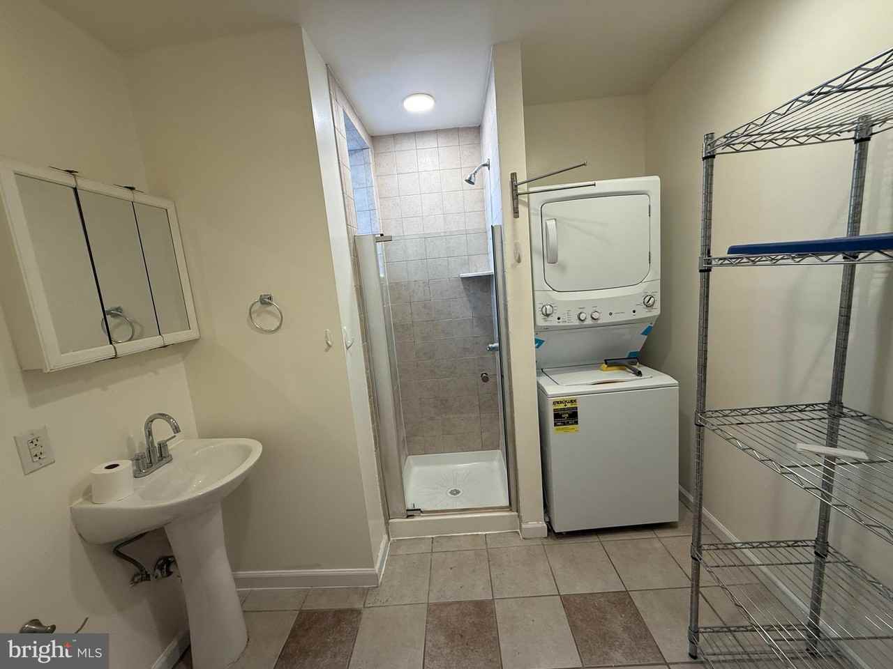 2428 S Broad St - Photo 5 of 5