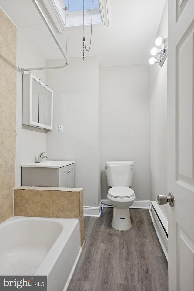 831 S Allison St - Photo 6 of 7