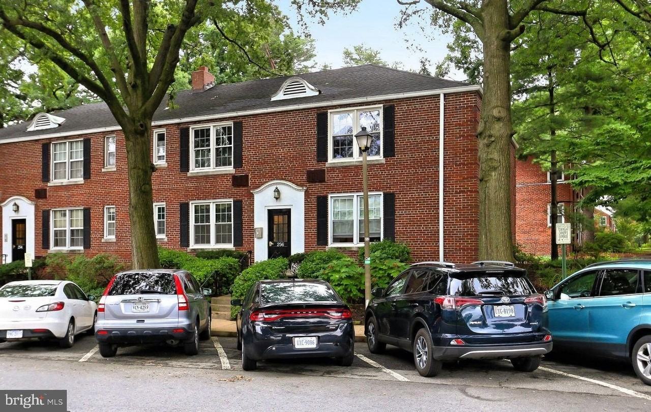 256 N Thomas St Unit 256-1 #256-1 - Photo 2 of 28