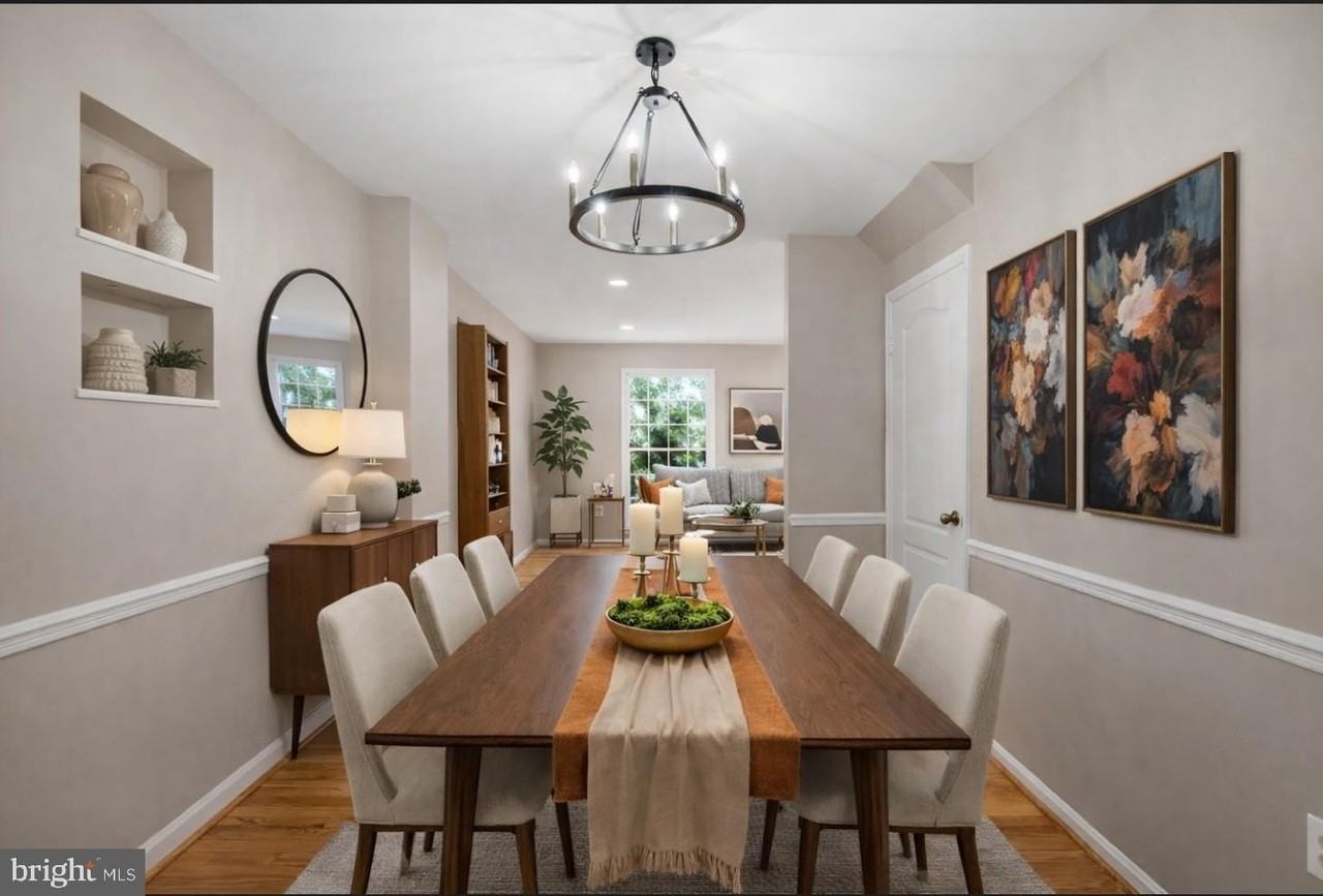 1501 Chatham Colony Ct - Photo 7 of 36