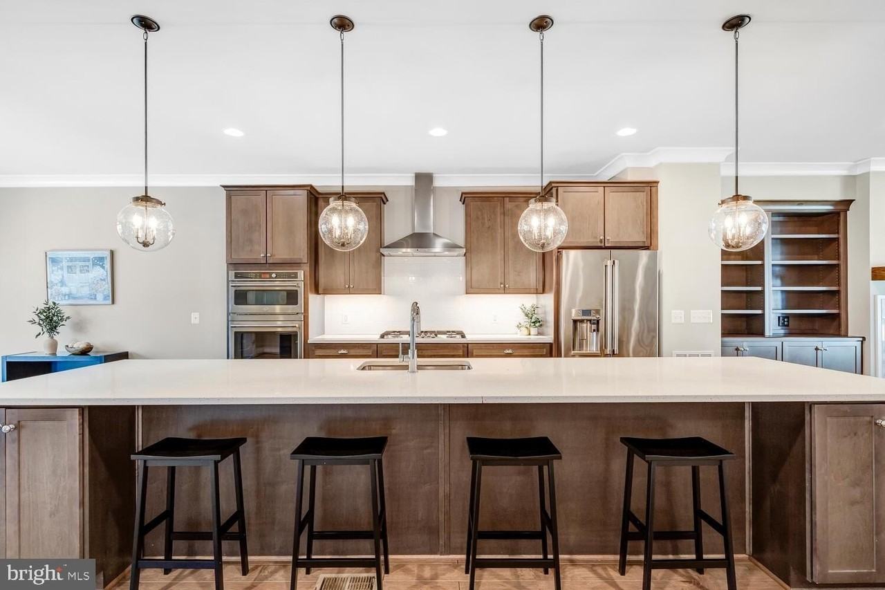 7770 Belvale Dr - Photo 2 of 50