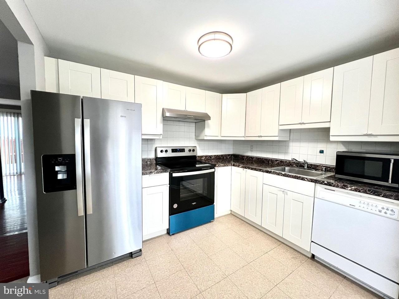 3039 Talking Rock Dr - Photo 4 of 27