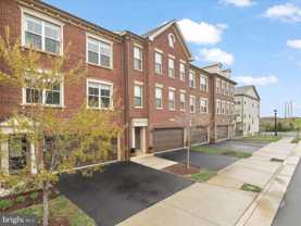 23689 Sailfish Sq - Photo 1 of 1