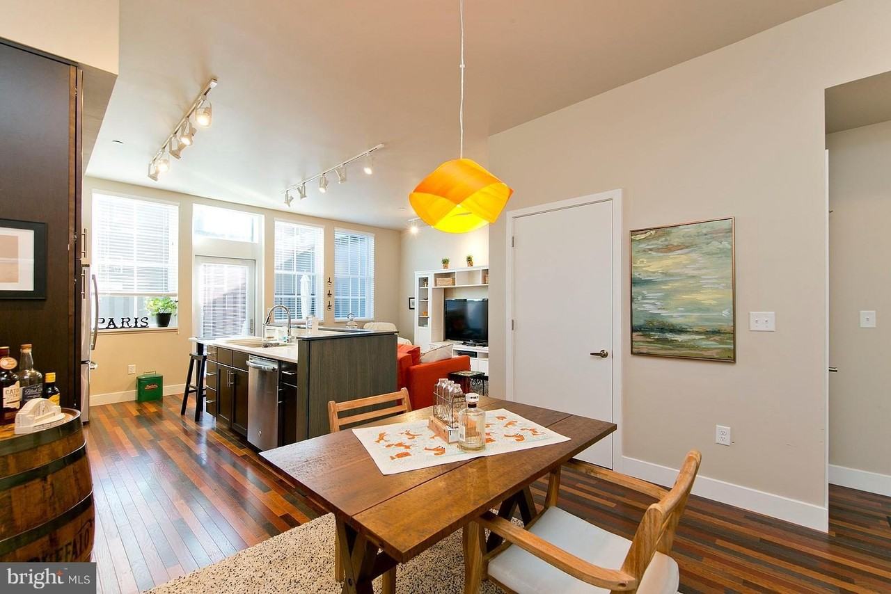 122 N Loudoun St Apt 202 #202 - Photo 5 of 29