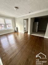 6959 S Paxton Ave #1D - Photo 1 of 1