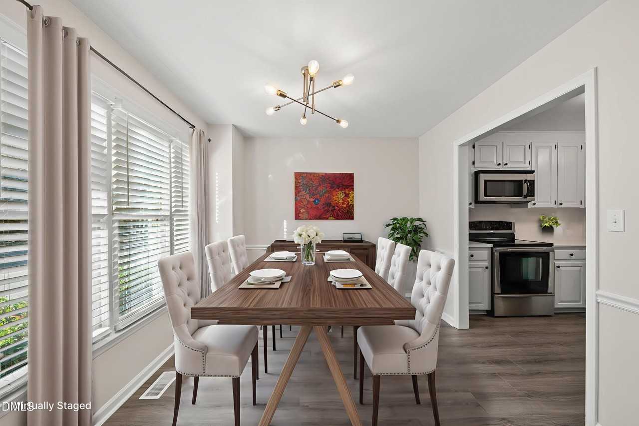 5538 Sharpe Dr - Photo 2 of 23