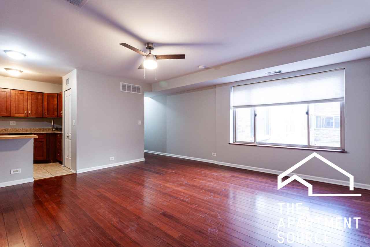 744 W Gordon Ter #307 - Photo 2 of 16