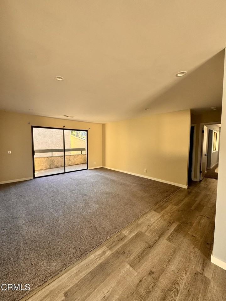 812 Venwood Ave - Photo 4 of 17