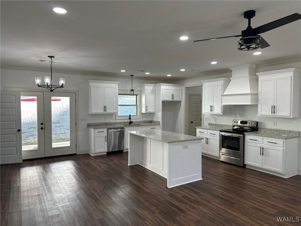 3828 Woodland Hills Dr - Photo 3 of 14